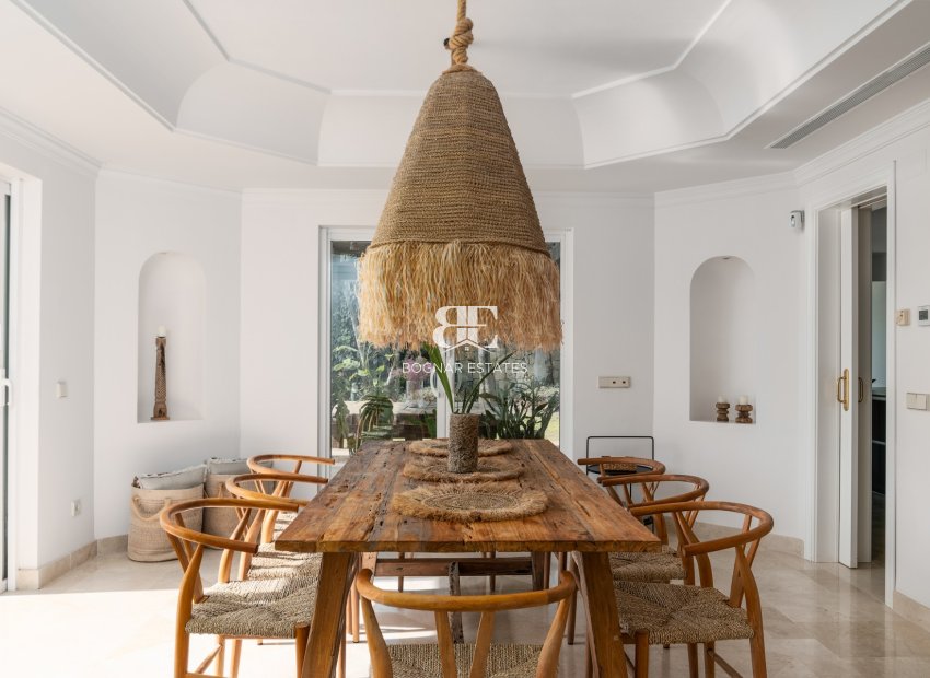 Wiederverkauf - Villa -
Marbella - Los Monteros