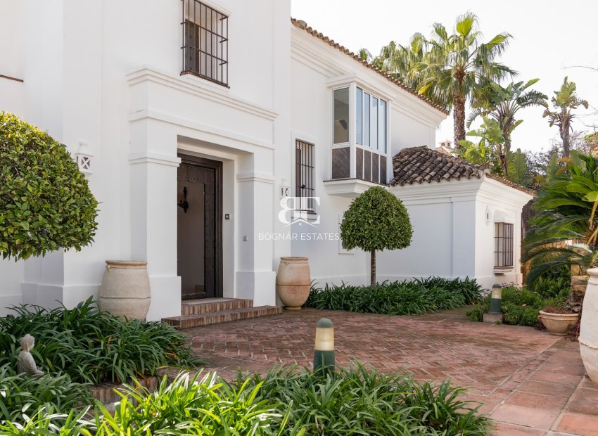 Wiederverkauf - Villa -
Marbella - Los Monteros