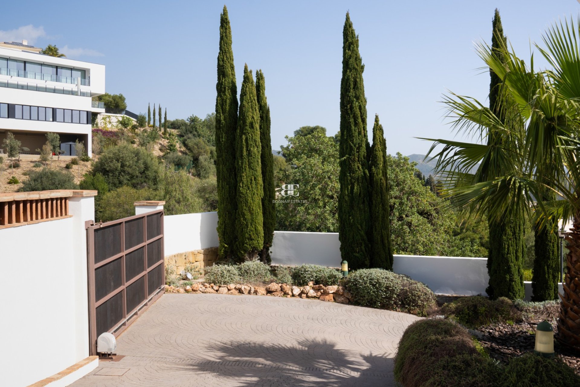 Wiederverkauf - Villa -
Marbella - Los Monteros