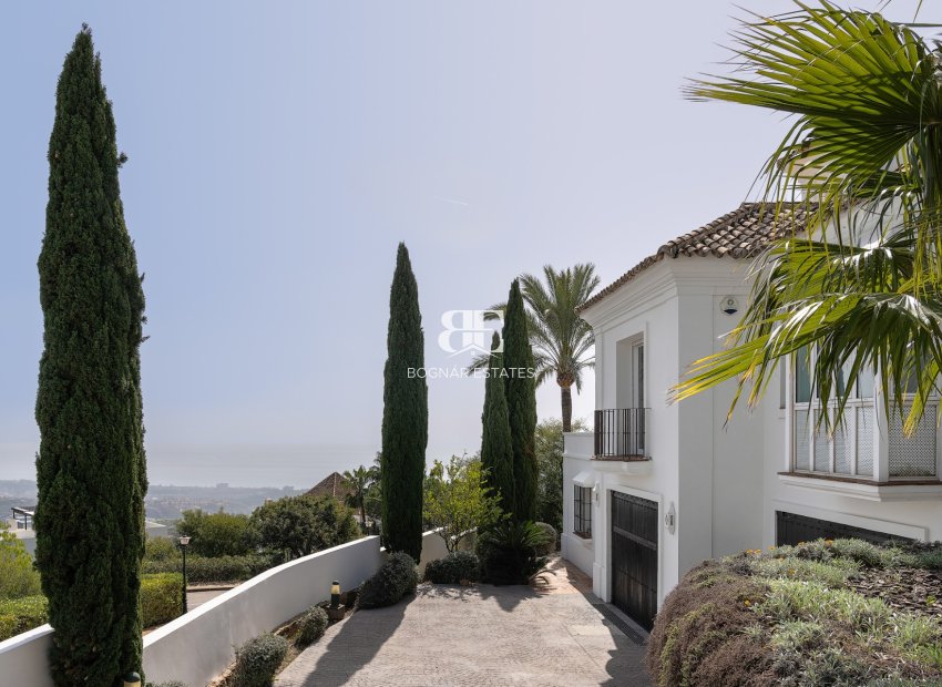 Wiederverkauf - Villa -
Marbella - Los Monteros