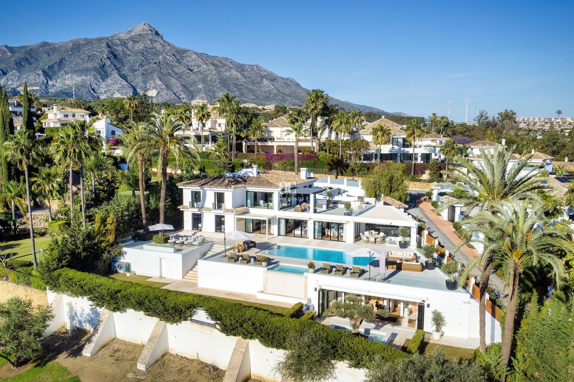 Wiederverkauf - Villa -
Marbella - Los Naranjos de Marbella