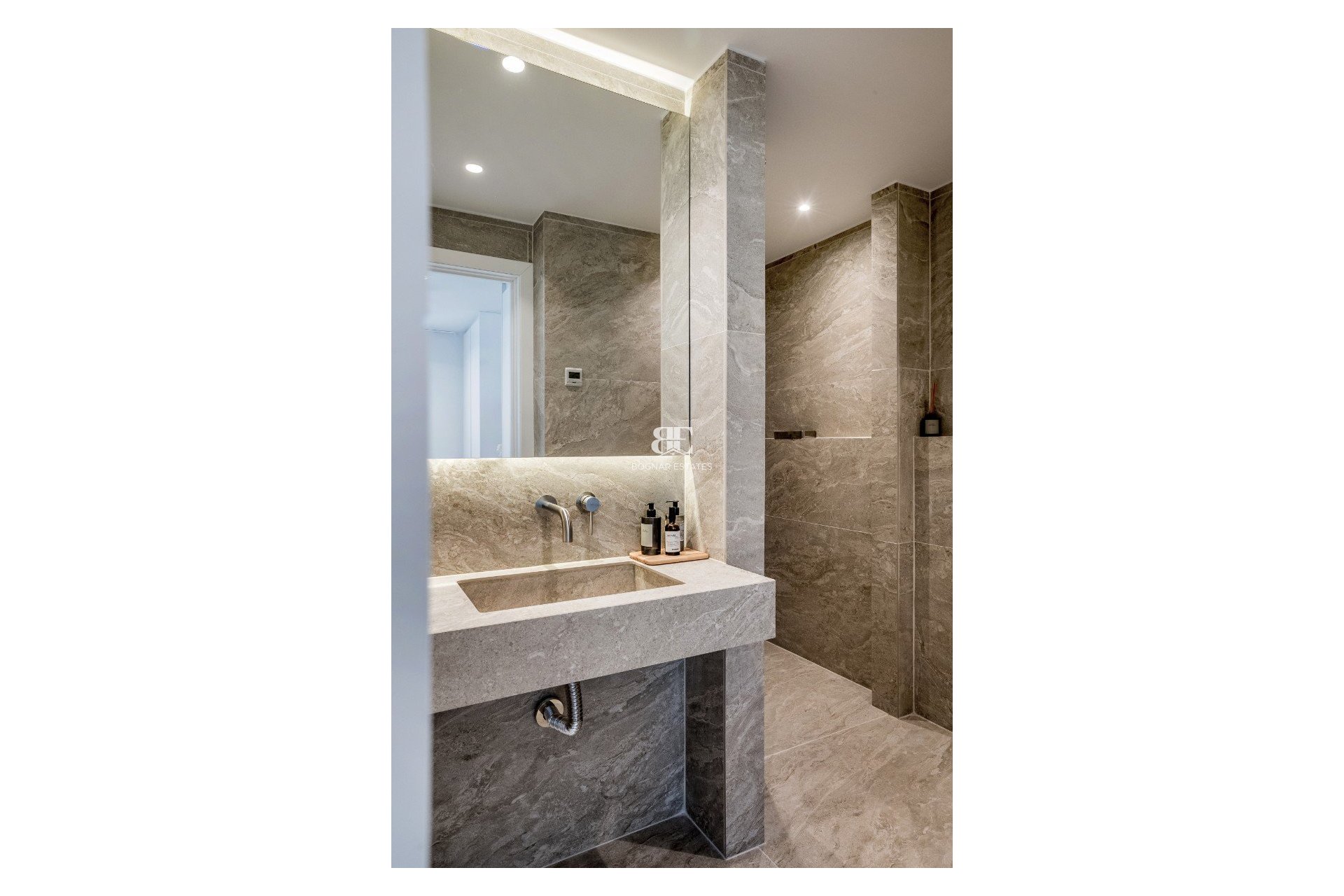 Wiederverkauf - Villa -
Marbella - Los Naranjos de Marbella