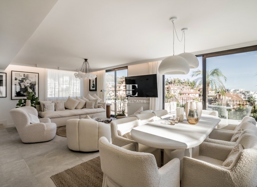 Wiederverkauf - Villa -
Marbella - Los Naranjos de Marbella
