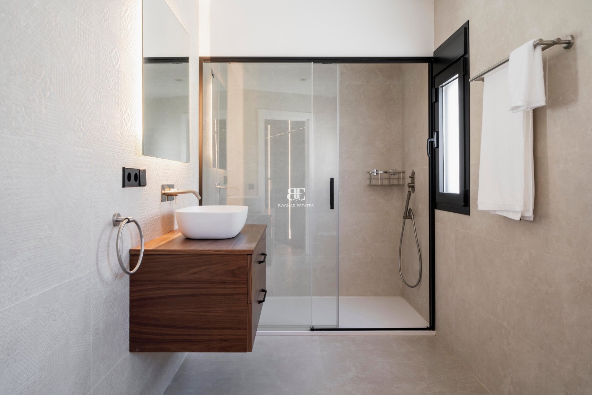 Wiederverkauf - Villa -
Marbella - Nagueles