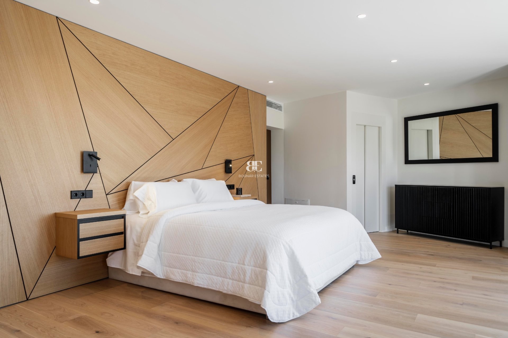 Wiederverkauf - Villa -
Marbella - Nagueles