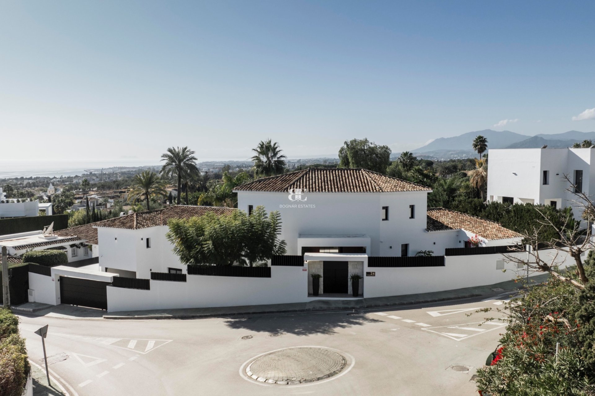 Wiederverkauf - Villa -
Marbella - Nagueles