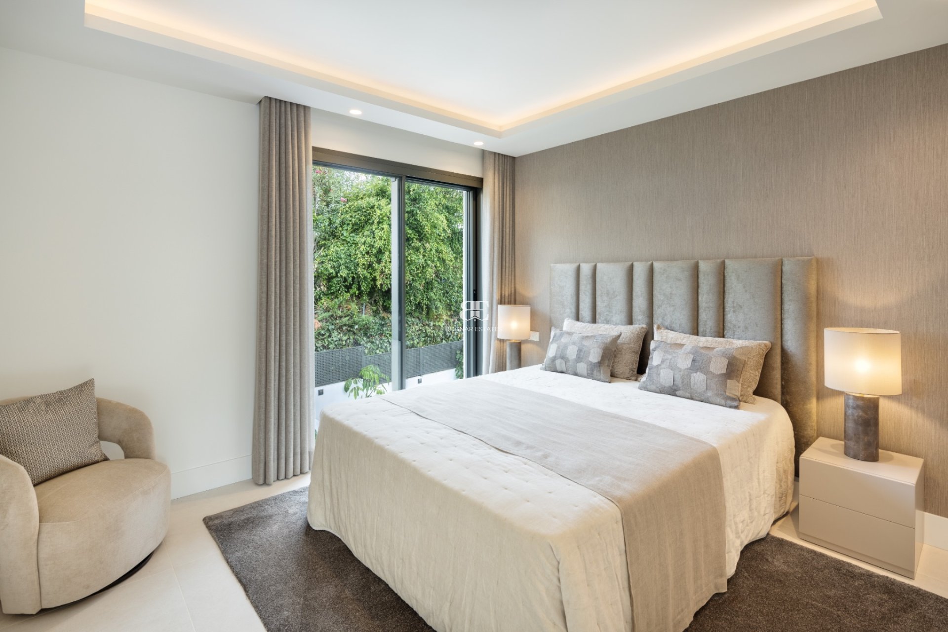 Wiederverkauf - Villa -
Marbella - Nueva Andalucía