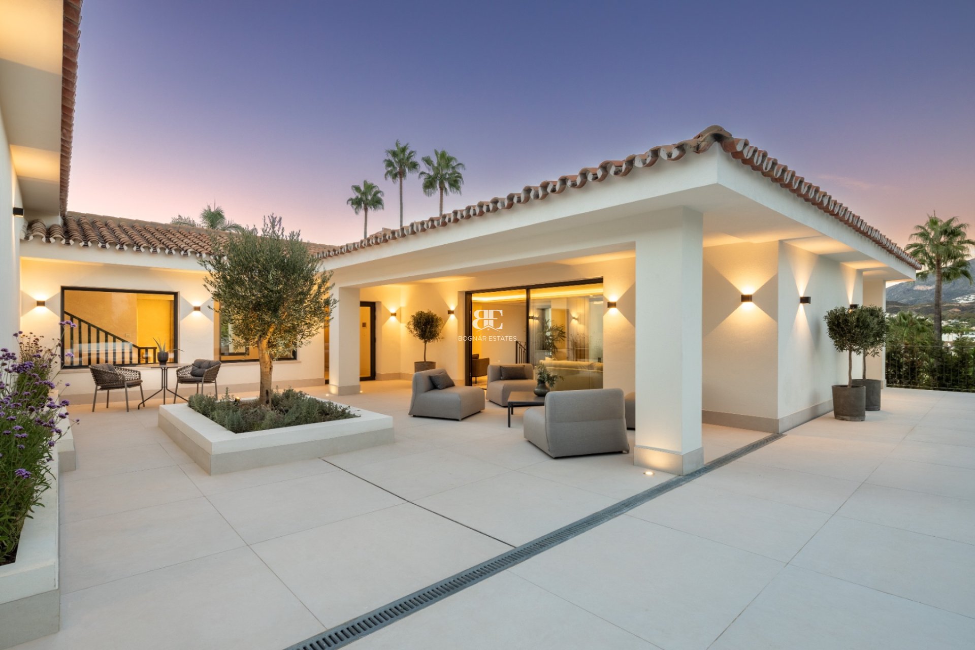 Wiederverkauf - Villa -
Marbella - Nueva Andalucía