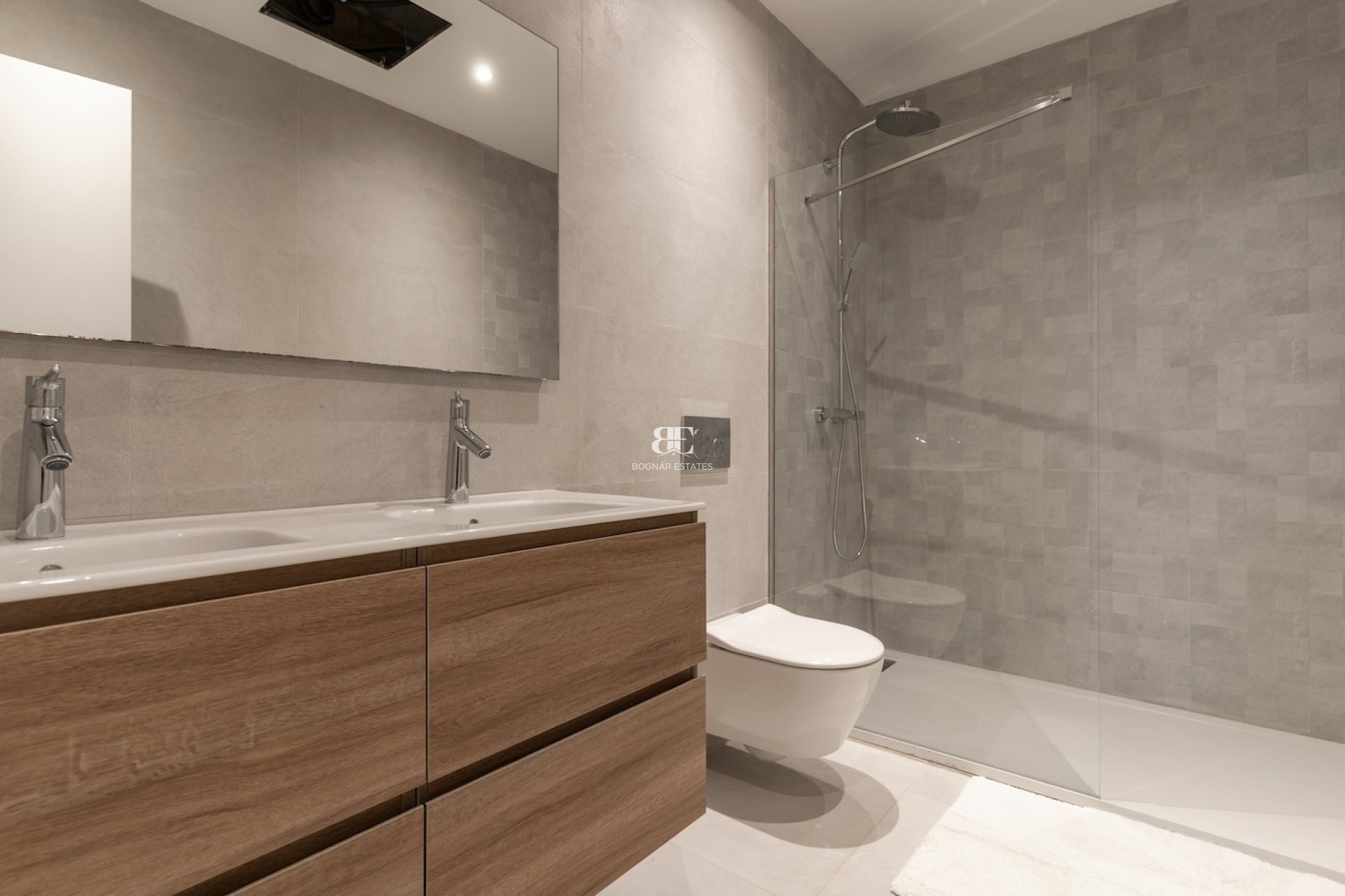 Wiederverkauf - Villa -
Marbella - Nueva Andalucía