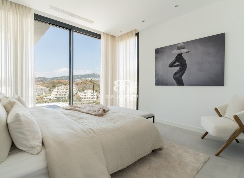 Wiederverkauf - Villa -
Marbella - Nueva Andalucía