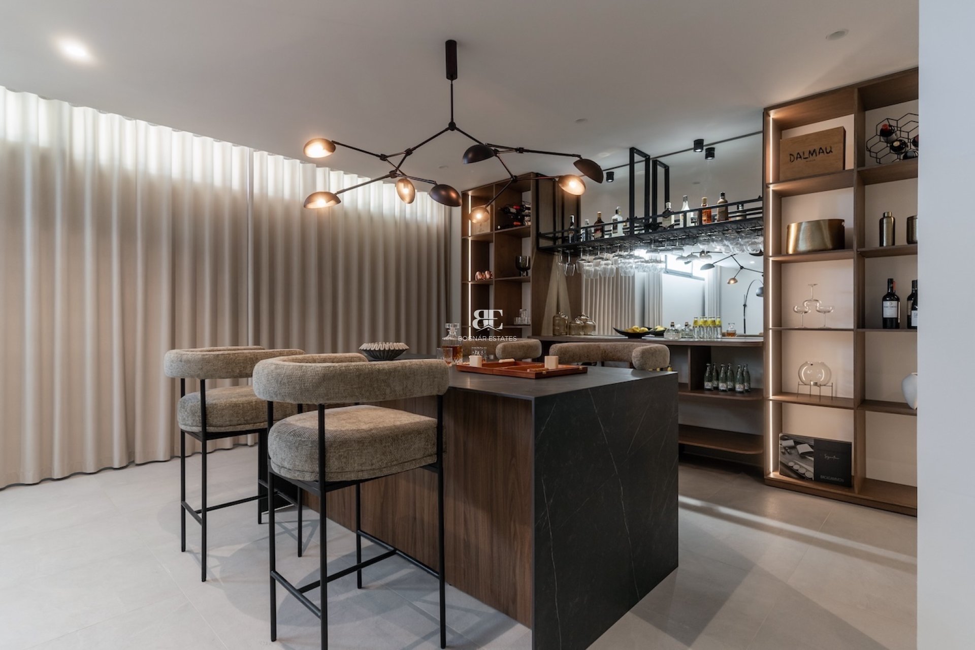 Wiederverkauf - Villa -
Marbella - Nueva Andalucía