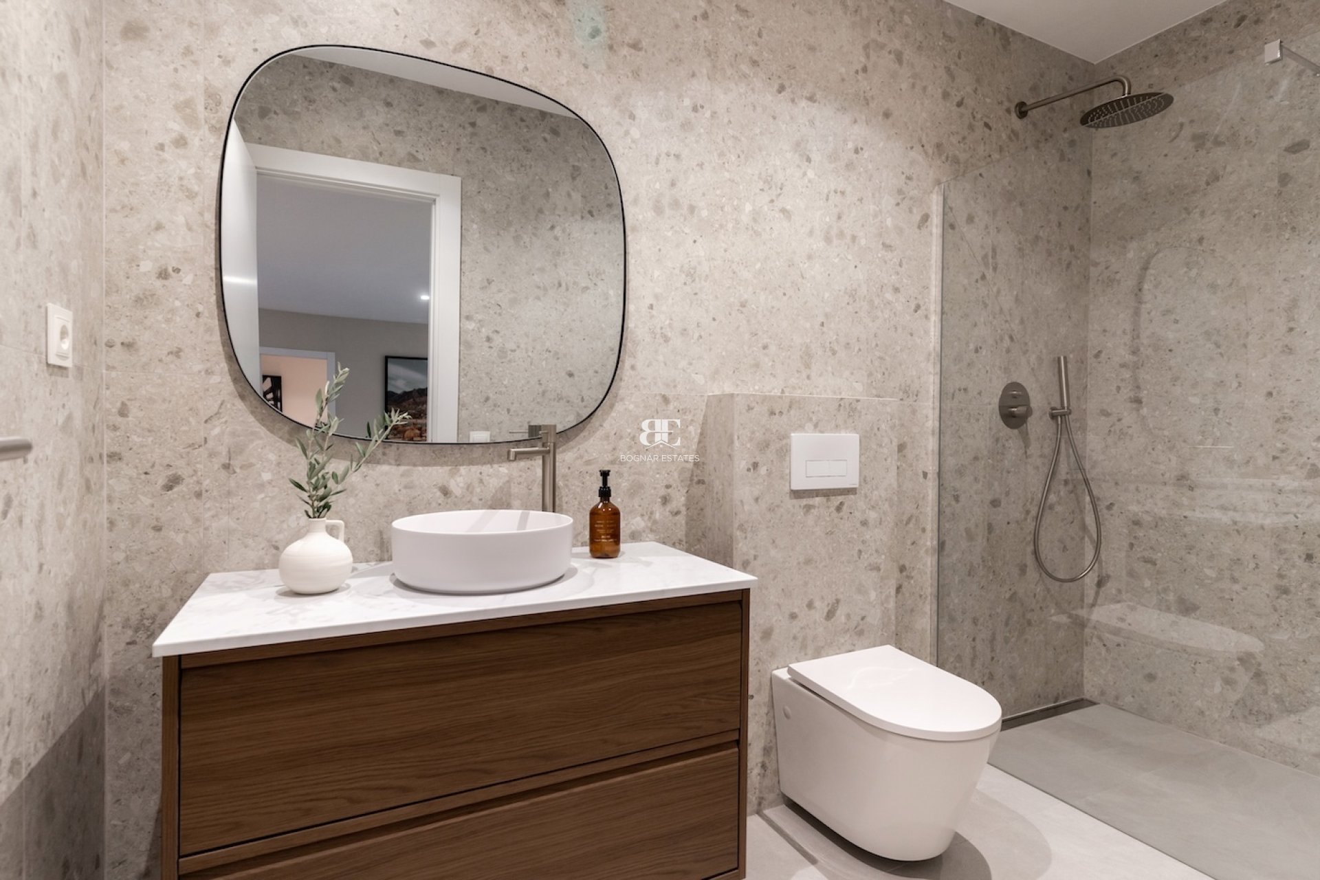 Wiederverkauf - Villa -
Marbella - Nueva Andalucía