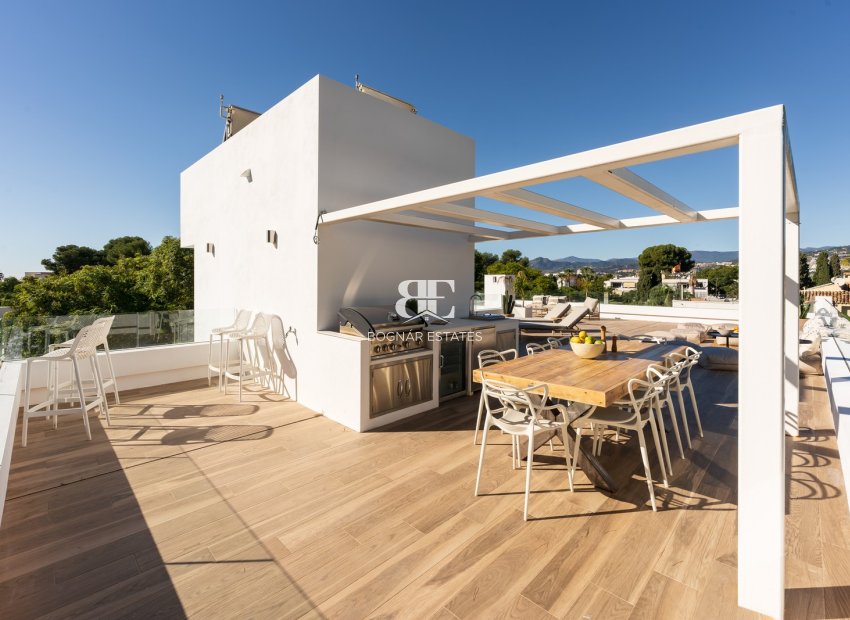 Wiederverkauf - Villa -
Marbella - Nueva Andalucía