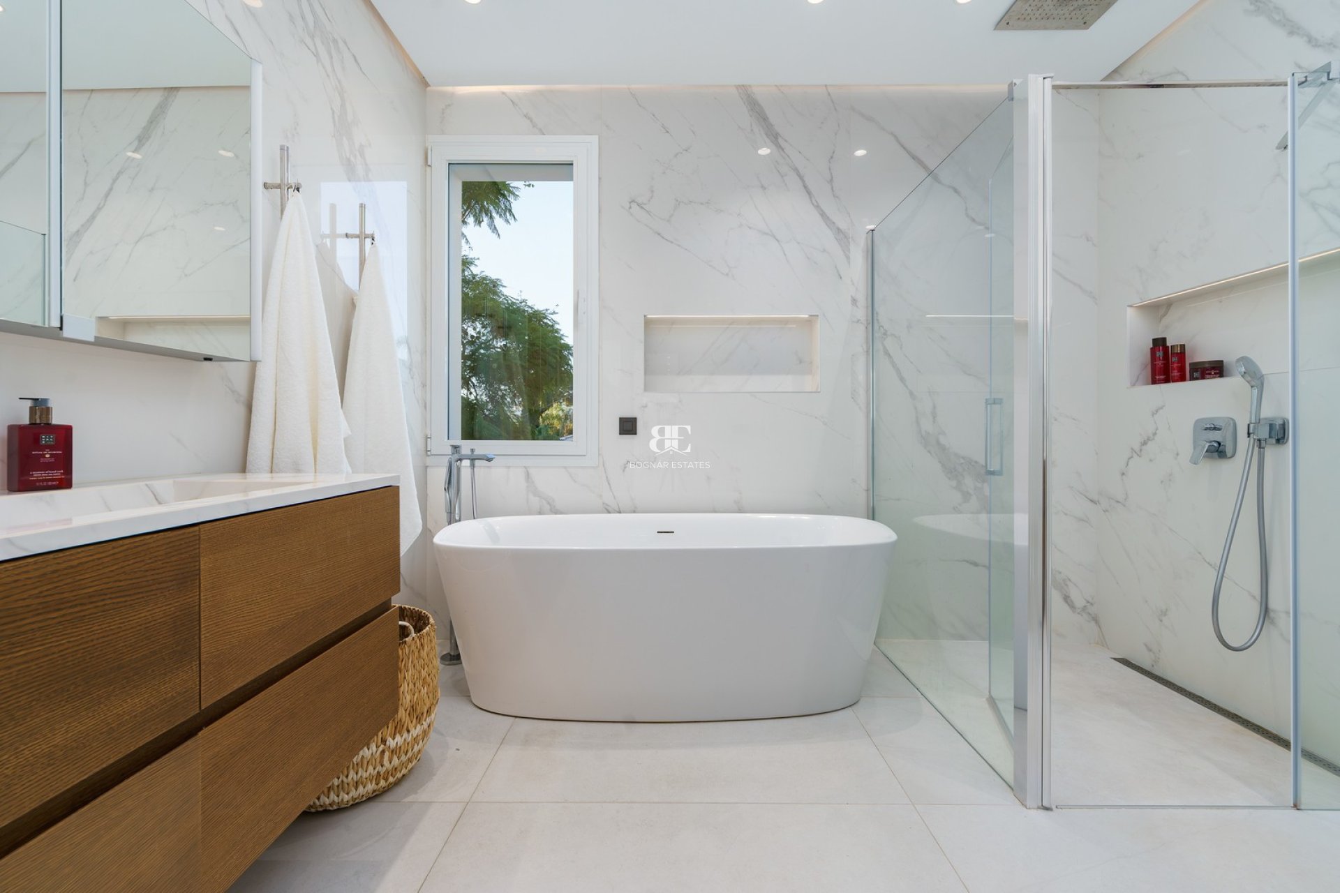 Wiederverkauf - Villa -
Marbella - Nueva Andalucía