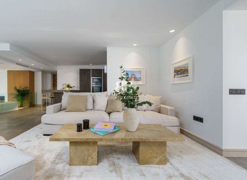 Wiederverkauf - Villa -
Marbella - Nueva Andalucía