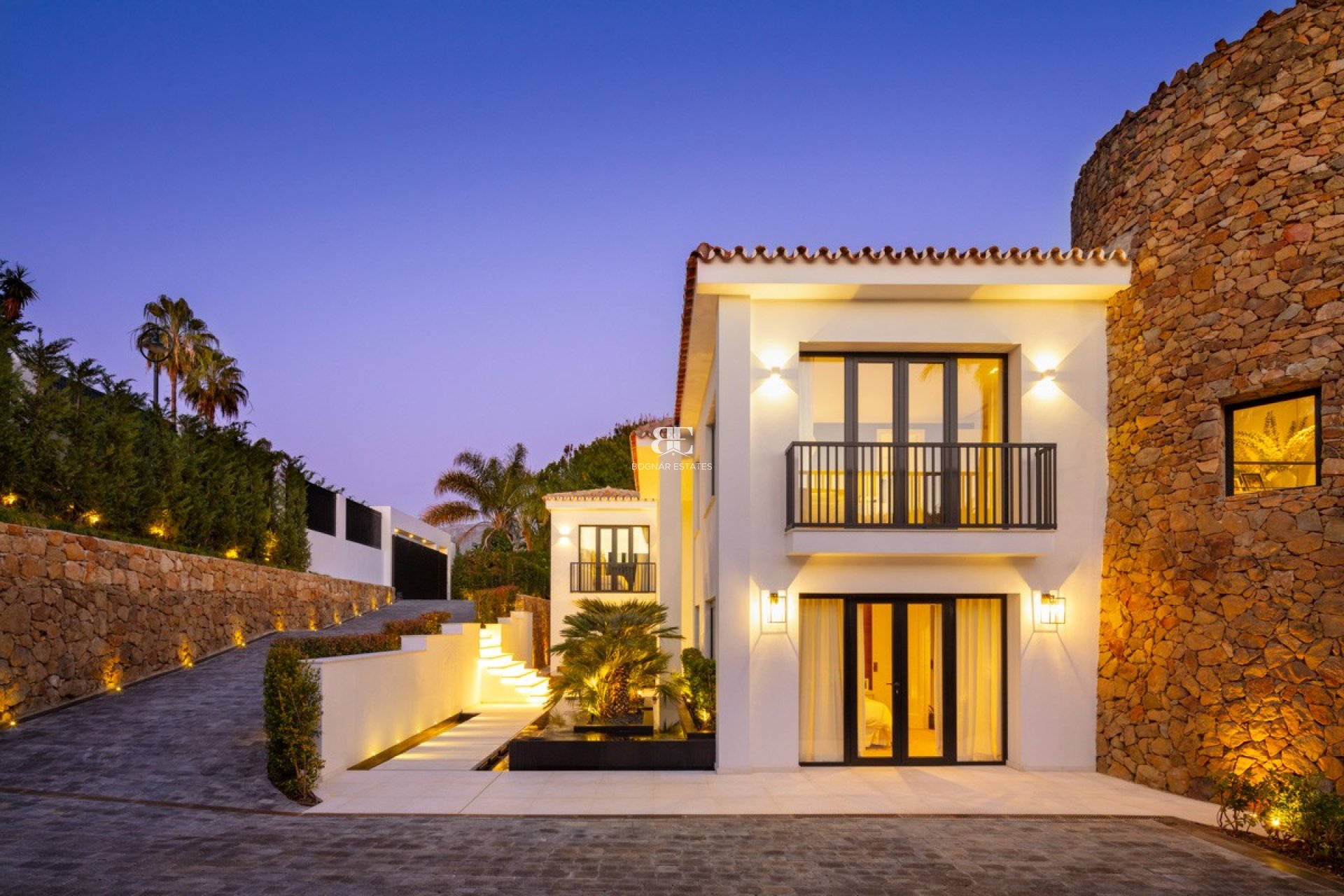 Wiederverkauf - Villa -
Marbella - Nueva Andalucía