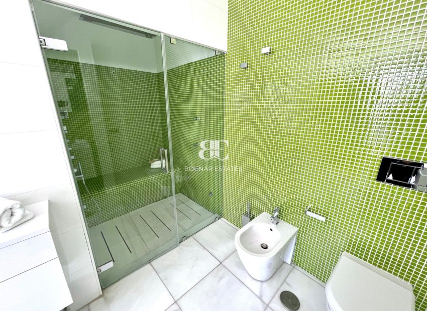 Wiederverkauf - Villa -
Marbella - Nueva Andalucía