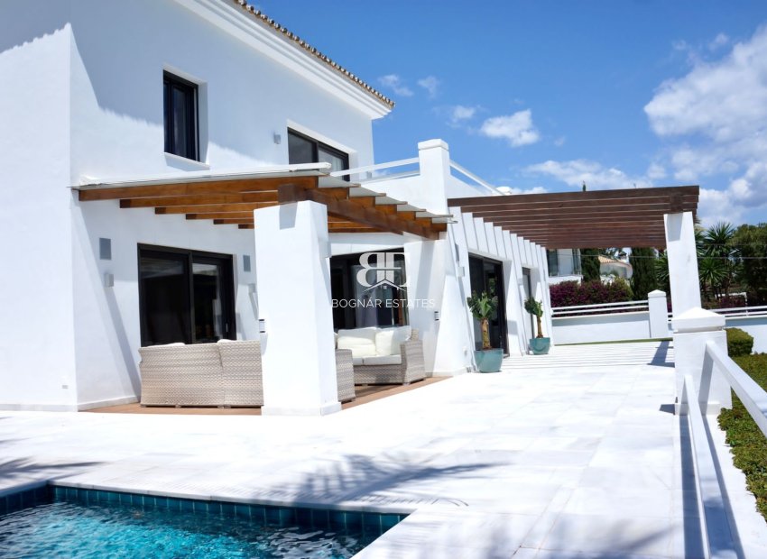 Wiederverkauf - Villa -
Marbella - Nueva Andalucía