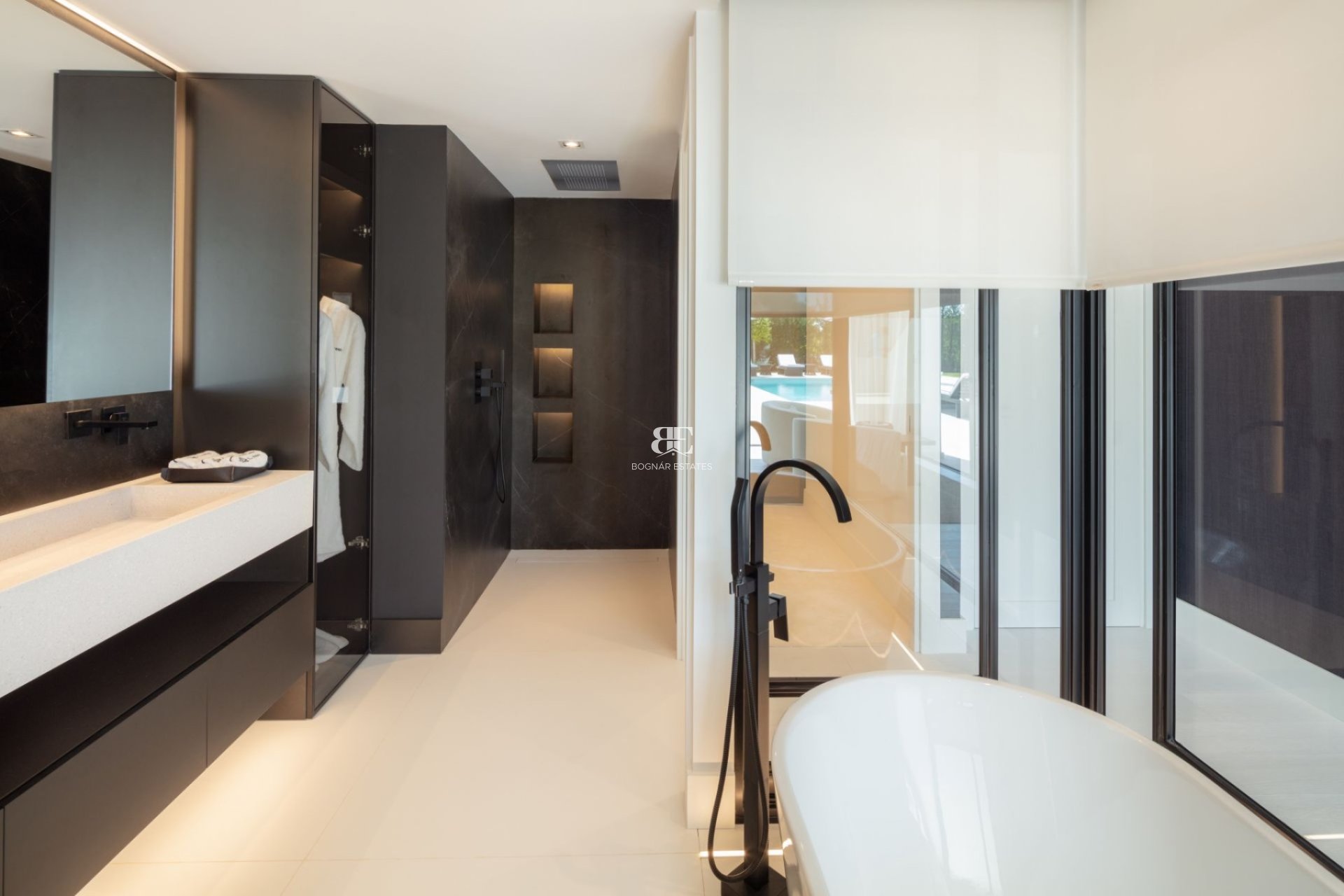 Wiederverkauf - Villa -
Marbella - Nueva Andalucía