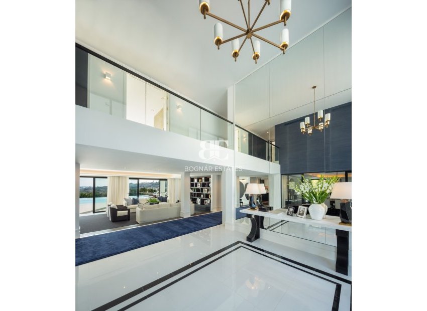 Wiederverkauf - Villa -
Marbella - Nueva Andalucía