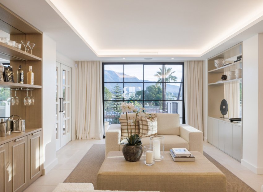 Wiederverkauf - Villa -
Marbella - Nueva Andalucía