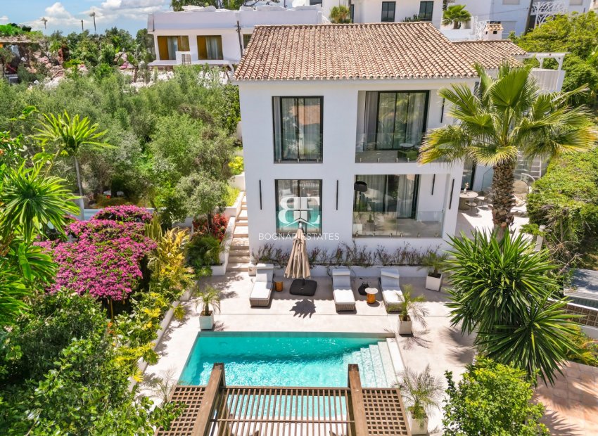 Wiederverkauf - Villa -
Marbella - Nueva Andalucía