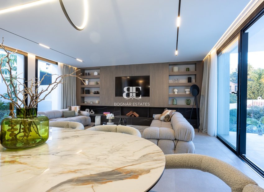 Wiederverkauf - Villa -
Marbella - Nueva Andalucía