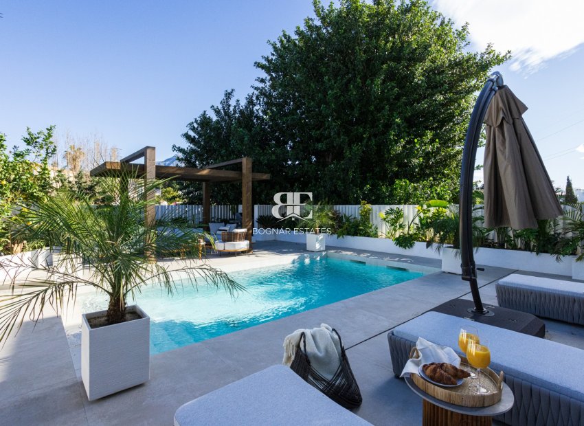 Wiederverkauf - Villa -
Marbella - Nueva Andalucía