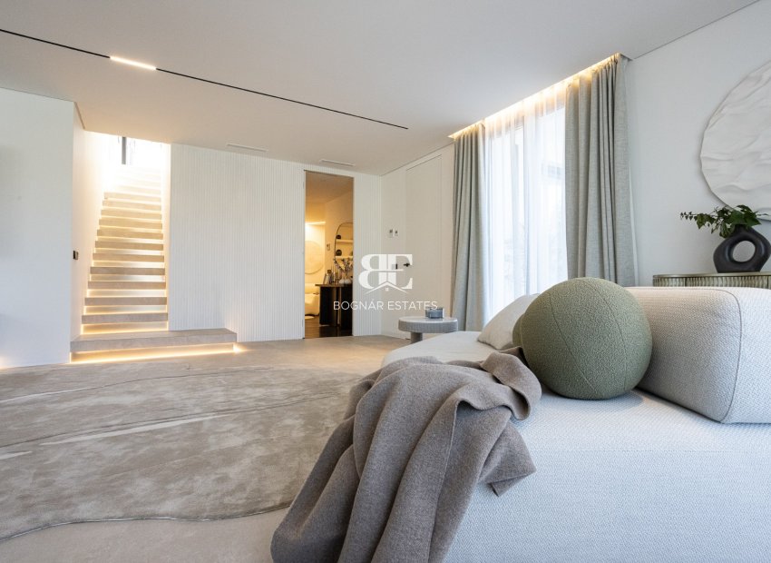 Wiederverkauf - Villa -
Marbella - Nueva Andalucía