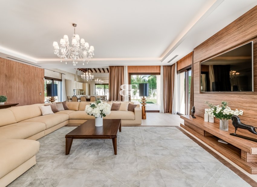 Wiederverkauf - Villa -
Marbella - Nueva Andalucía