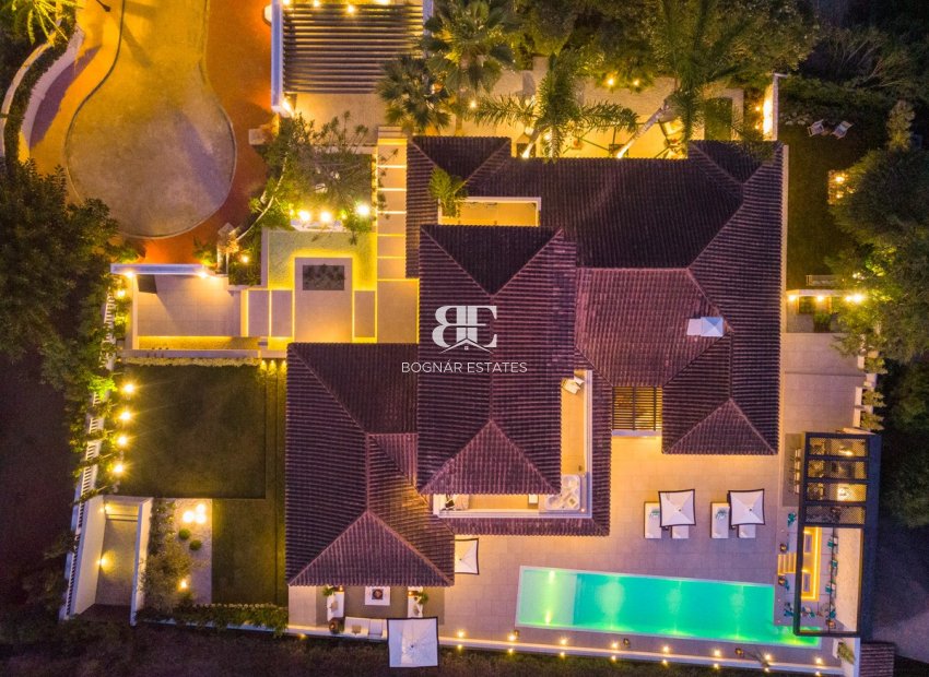 Wiederverkauf - Villa -
Marbella - Nueva Andalucía