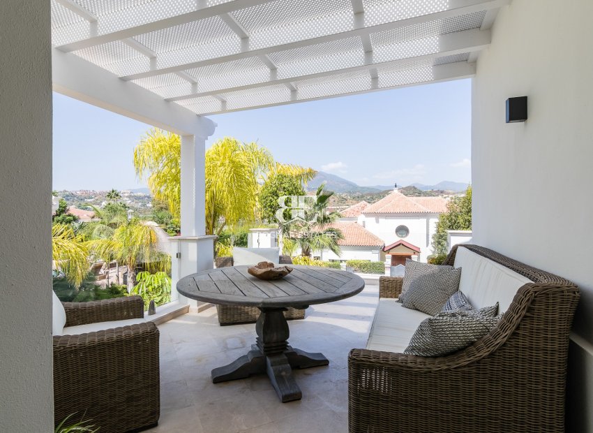 Wiederverkauf - Villa -
Marbella - Nueva Andalucía