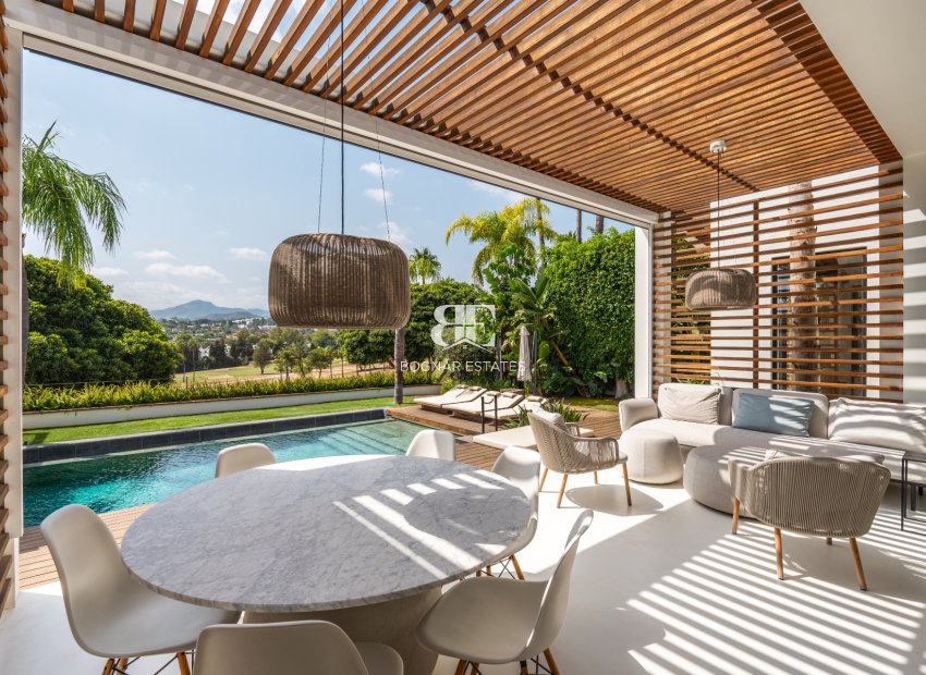 Wiederverkauf - Villa -
Marbella - Nueva Andalucía
