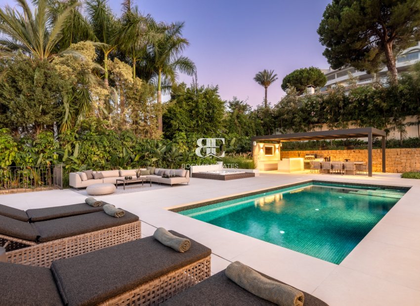 Wiederverkauf - Villa -
Marbella - Nueva Andalucía