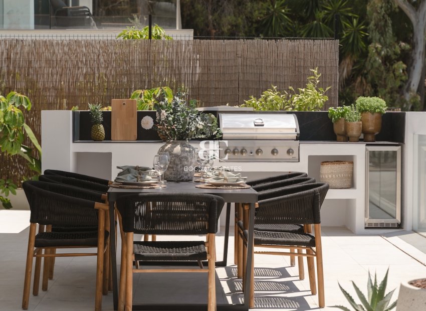 Wiederverkauf - Villa -
Marbella - Nueva Andalucía