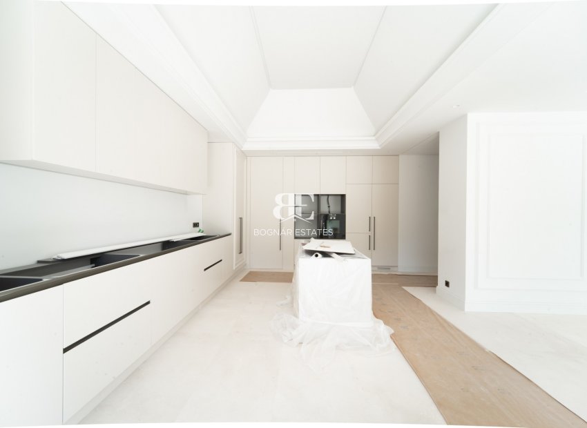 Wiederverkauf - Villa -
Marbella - Sierra Blanca