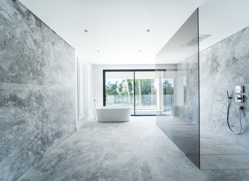 Wiederverkauf - Villa -
Marbella - Sierra Blanca
