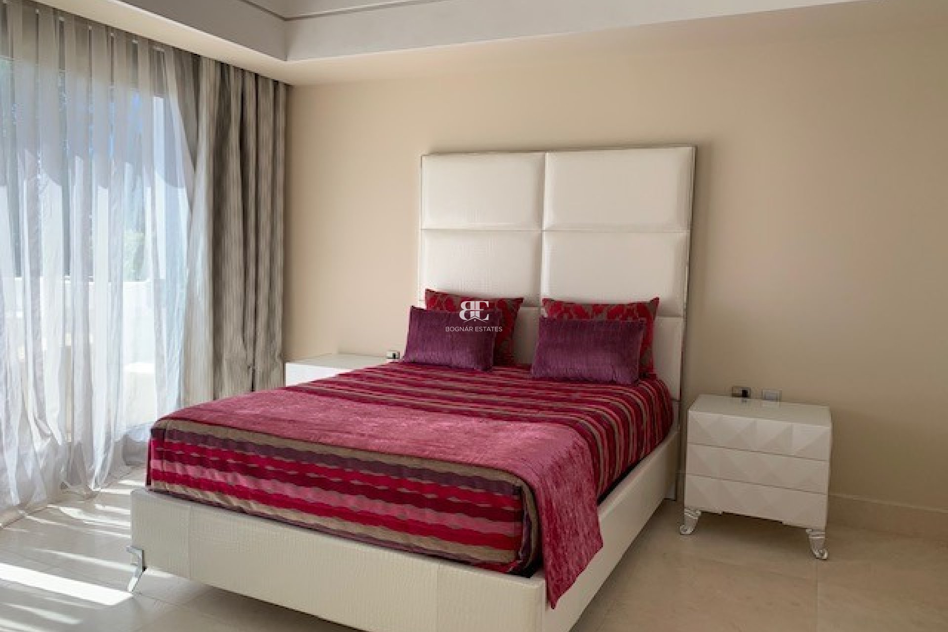 Wiederverkauf - Villa -
Marbella - Sierra Blanca