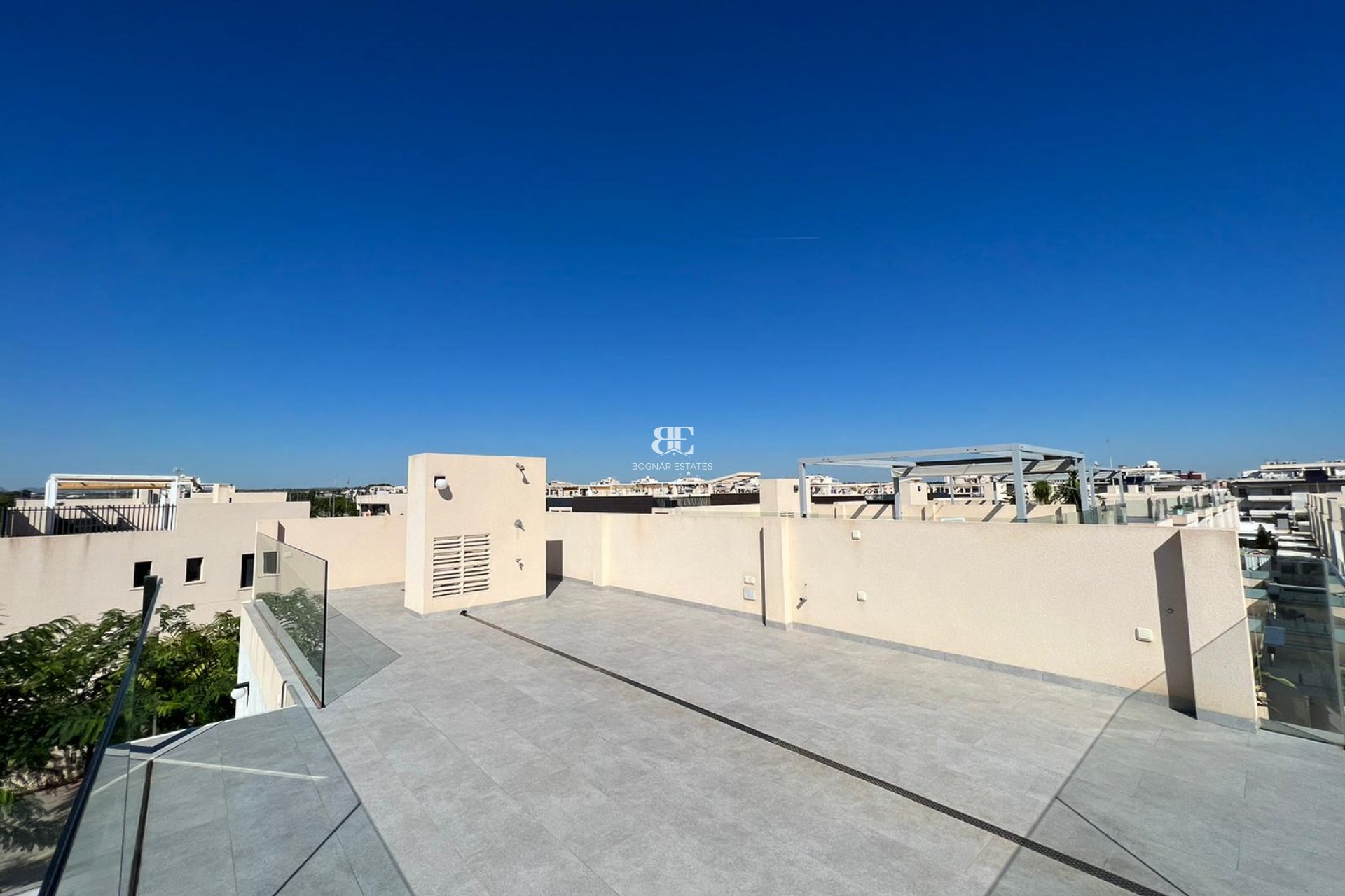 Wiederverkauf - Villa -
Mil Palmeras - Costa Blanca