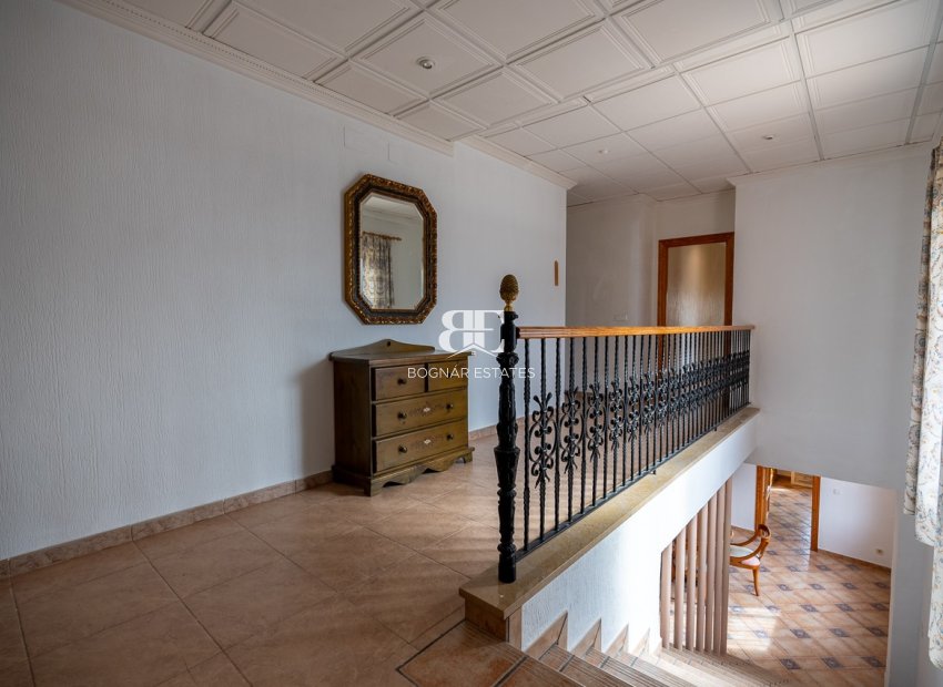 Wiederverkauf - Villa -
Monóvar - Monovar