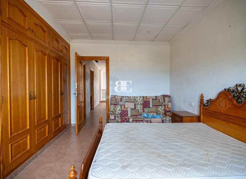 Wiederverkauf - Villa -
Monóvar - Monovar