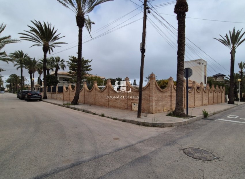 Wiederverkauf - Villa -
Orihuela - Costa Blanca Sur