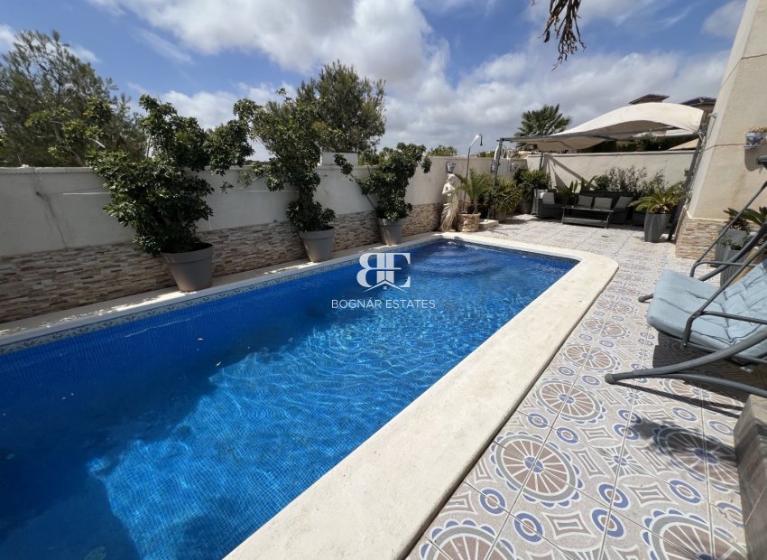 Wiederverkauf - Villa -
Orihuela - Costa Blanca