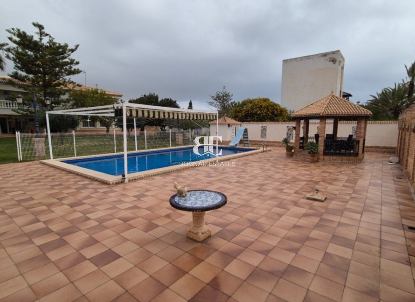 Wiederverkauf - Villa -
Orihuela - Costa Blanca