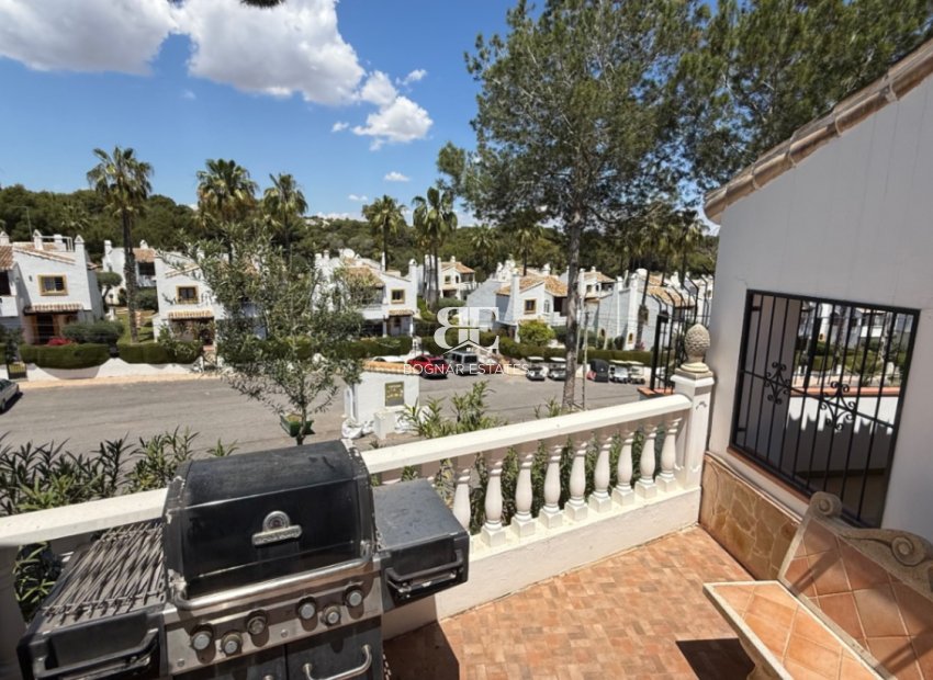 Wiederverkauf - Villa -
Orihuela - Costa Blanca