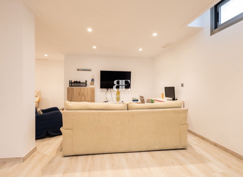 Wiederverkauf - Villa -
Orihuela - Costa Blanca