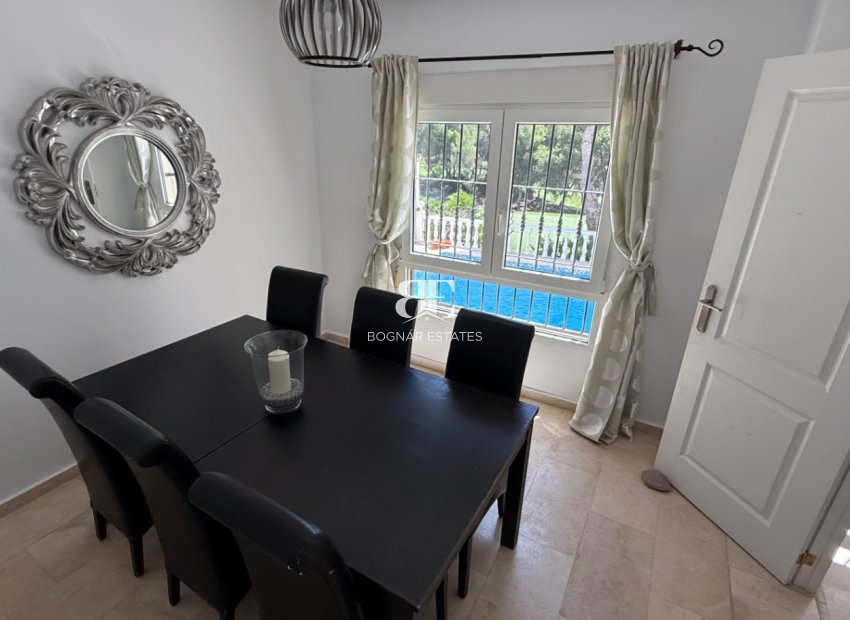 Wiederverkauf - Villa -
Orihuela - Costa Blanca