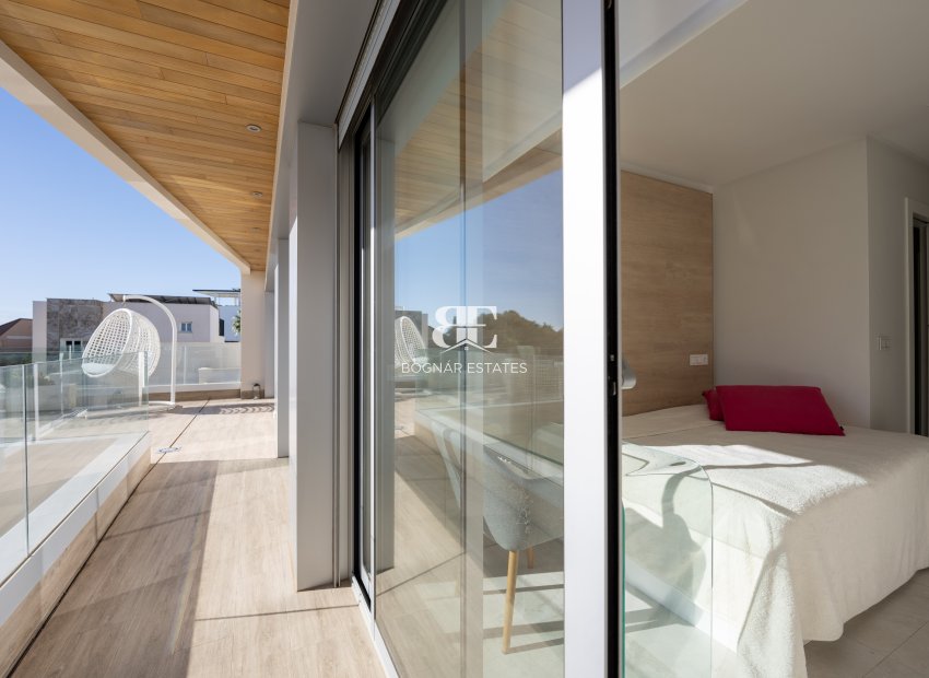 Wiederverkauf - Villa -
Orihuela Costa - Cabo Roig