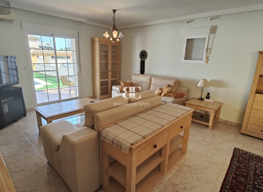 Wiederverkauf - Villa -
Orihuela Costa - La Zenia