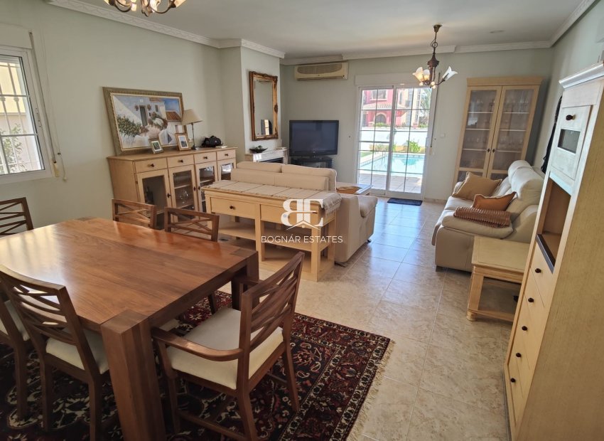 Wiederverkauf - Villa -
Orihuela Costa - La Zenia